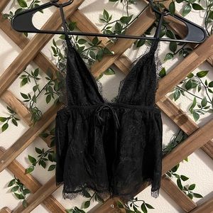 Xs Victoria’s Secret laced pajama top! Only worn once!!